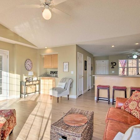 Waterfront Townhome With Private Dock And Lake Views Lake Ozark Exteriör bild