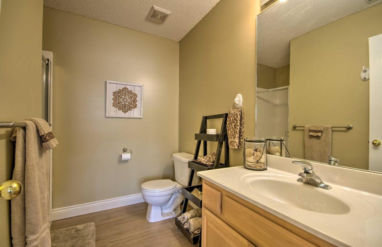 Waterfront Townhome With Private Dock And Lake Views Lake Ozark Exteriör bild